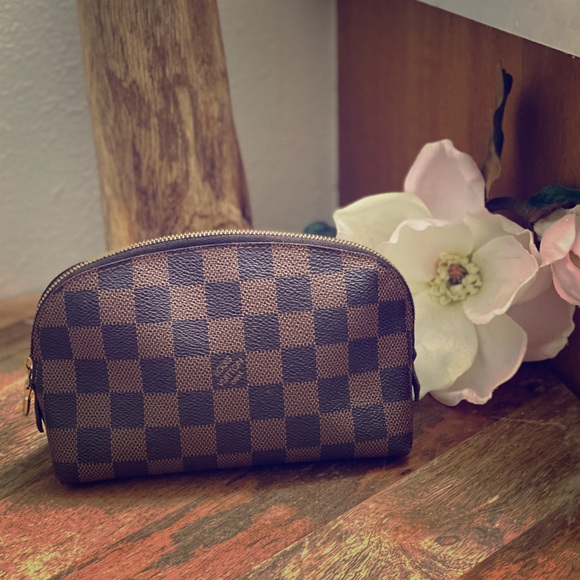 SOLD. Louis Vuitton PM Cosmetic Pouch - Picture 2 of 16